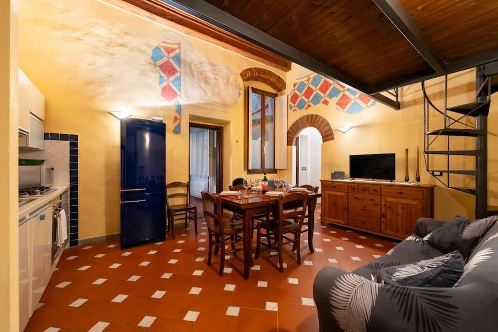 Keys Of Italy - Serragli 55 - Stile Rustico Rinascimentale In Oltrarno フィレンツェ エクステリア 写真