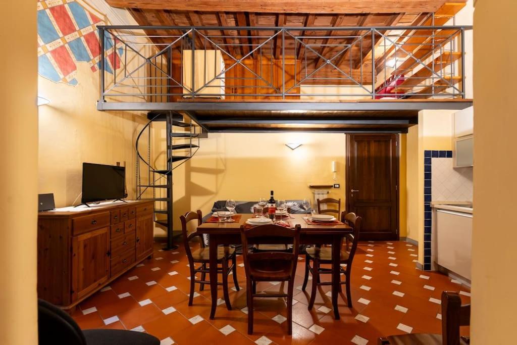 Keys Of Italy - Serragli 55 - Stile Rustico Rinascimentale In Oltrarno フィレンツェ エクステリア 写真